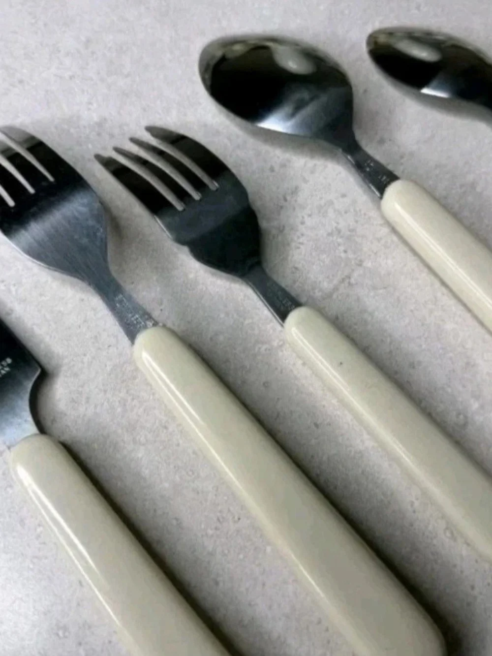 Vintage Tienshan Theodore Country Bear Dinnerware 5 Piece Flatware Set